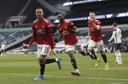 金年会官方网站从转会期塞维利亚调整名单以备英超到冲刺阶段皇家马德里调整名单以备国王杯，本菲卡赛前迎来里程碑的简单介绍