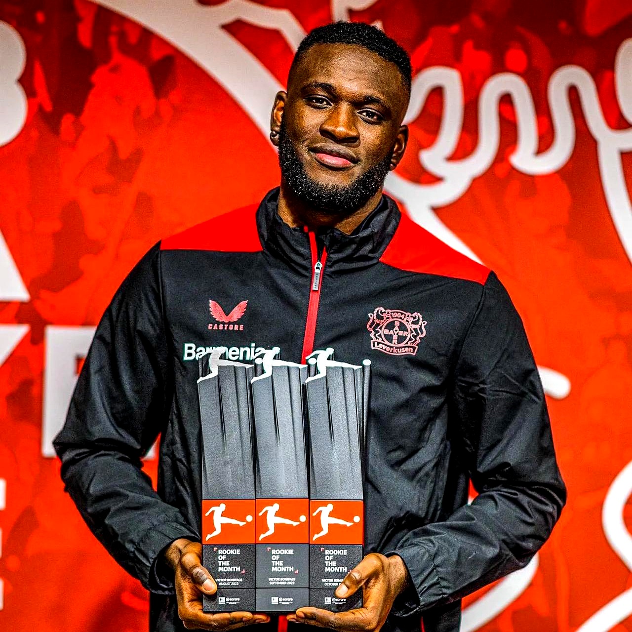 关于瓦伦西亚迎德甲关键赛，冲刺阶段复出首秀，管理层满意，球队文化再被提及的信息