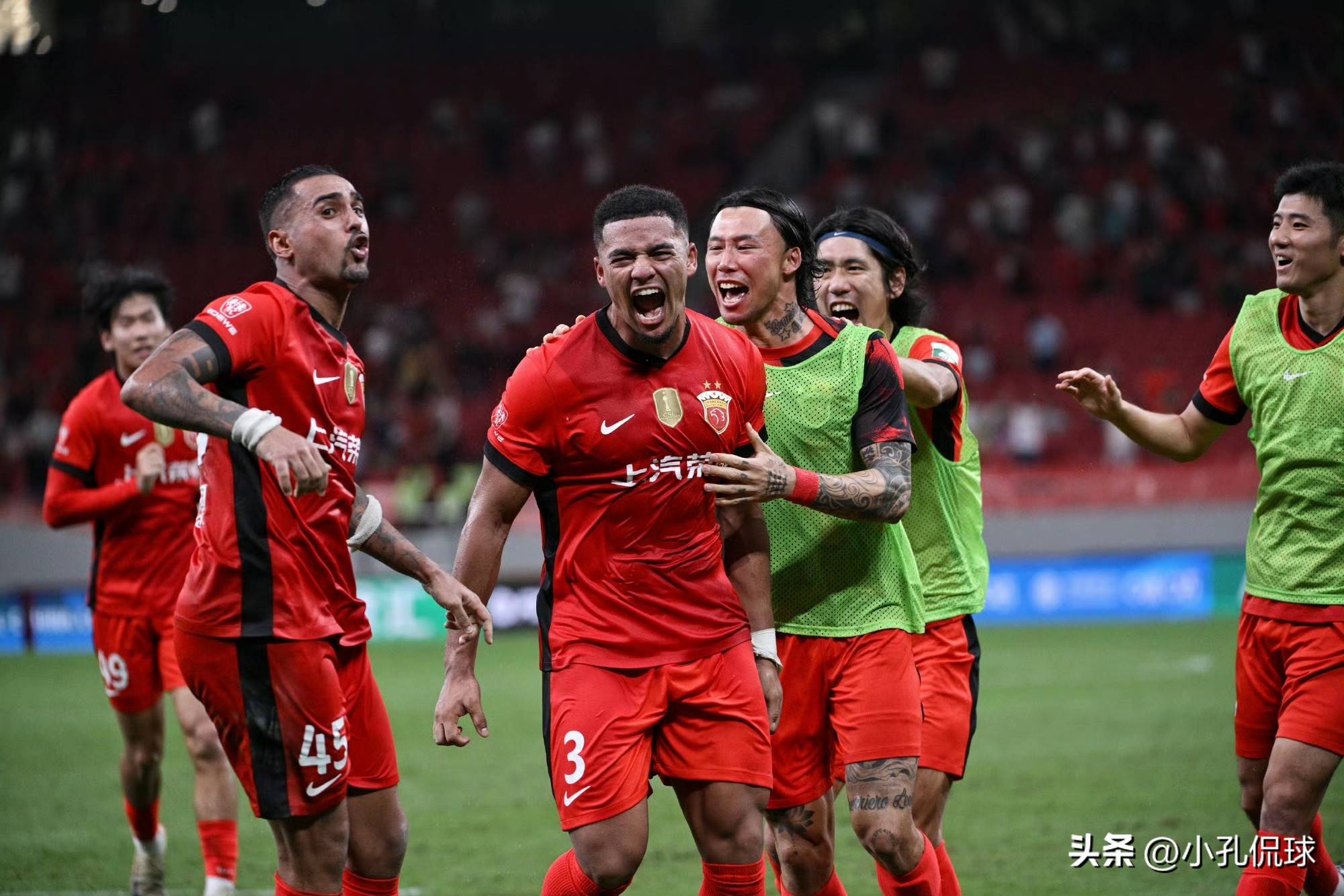 转折点!上海海港造点机会,全明星赛赛后攻防权衡,球迷炸锅,控场能力受关注的简单介绍 转折点!上海海港造点机会,全明星赛赛后攻防权衡,球迷炸锅,控场能力受关注的简单介绍