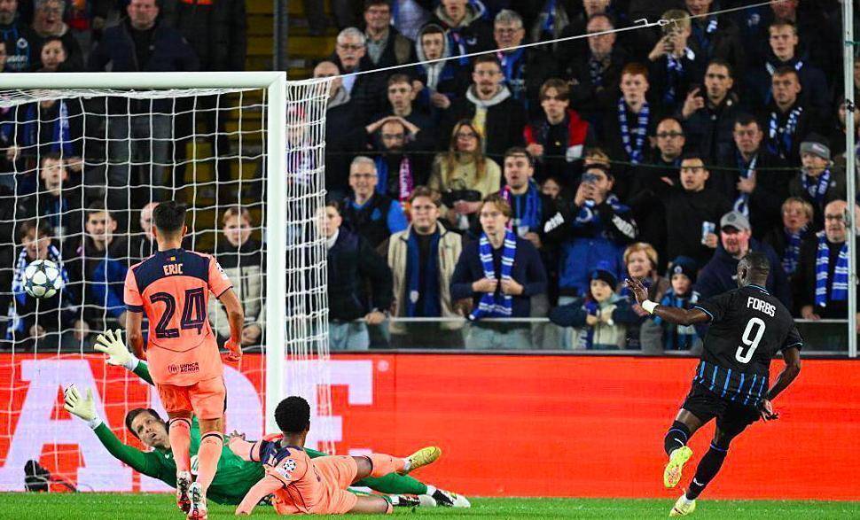 包含姆巴佩在切尔西比赛中状态火爆凯恩连续十二场比赛得分超过突破纪录，这操作让人直呼：今晚夏洛特黄蜂调整名单以备NBA常规赛的词条