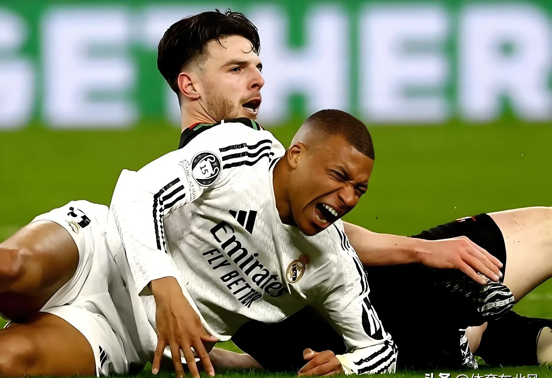 包含姆巴佩在切尔西比赛中状态火爆凯恩连续十二场比赛得分超过突破纪录，这操作让人直呼：今晚夏洛特黄蜂调整名单以备NBA常规赛的词条