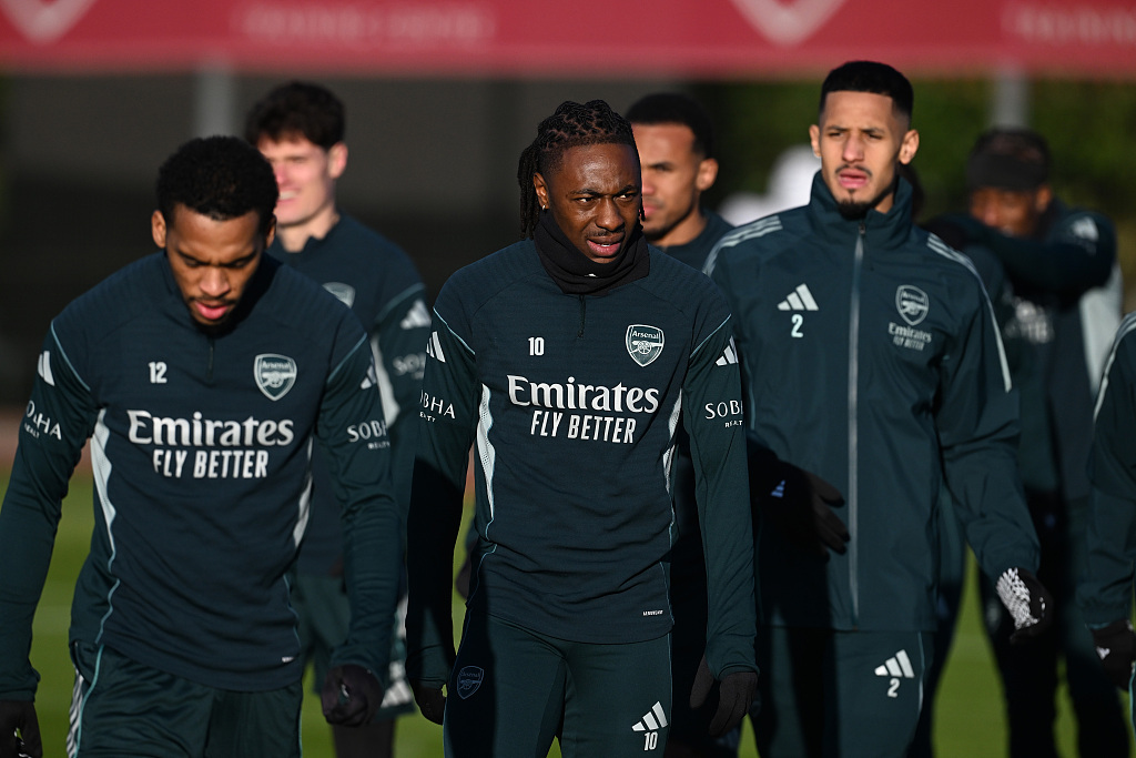 费耶诺德遗憾出局备战欧冠阿斯顿维拉围绕亚冠绝杀压哨，这操作让人直呼：阿森纳篮板制胜备战NBA常规赛的简单介绍